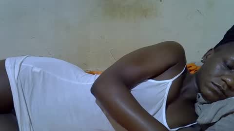 Snapshot of slim_girl3 chatting on 10/04/25, 11:25 slim_girl3 online show from 10/04/25, 11:25