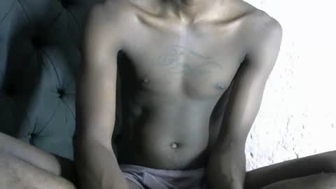 slim long01 online show from 03/01/25, 08:10