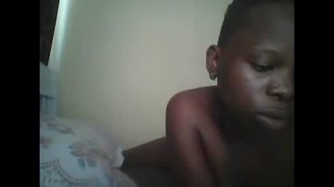 slim_petite_ebony online show from 12/14/24, 01:05