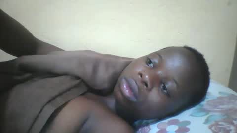 slim_petite_ebony online show from 01/20/25, 01:18