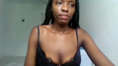 slimandthick1 online show from 04/23/26, 07:09