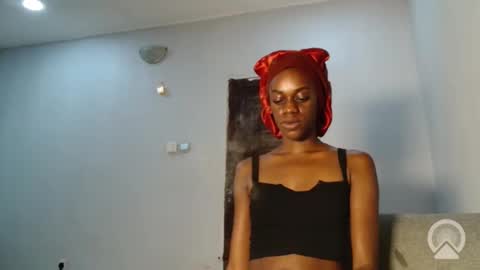 Snapshot of slimbaby16 chatting on 11/28/25, 04:59 Slim online show from 11/28/25, 04:59