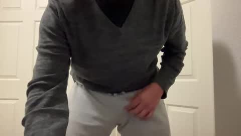 Snapshot of slimcenus chatting on 12/06/24, 03:19 SlimCenus online show from 12/06/24, 03:19