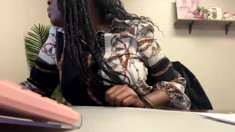 Snapshot of slimdiamond69 chatting on 01/09/25, 04:28 Dime. online show from 01/09/25, 04:28