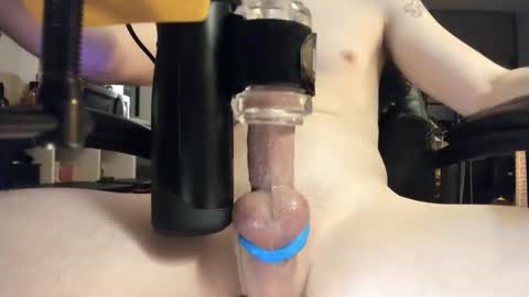 Snapshot of slimguerrilla chatting on 11/08/25, 03:45 Slimguerrilla online show from 11/08/25, 03:45