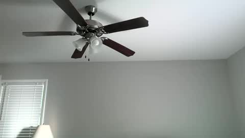 Snapshot of slimmmgooodiexoxo chatting on 10/15/25, 01:33 slimmmgooodiexoxo online show from 10/15/25, 01:33