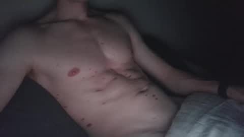 Snapshot of slimnlean chatting on 11/19/25, 04:56 slimnlean online show from 11/19/25, 04:56