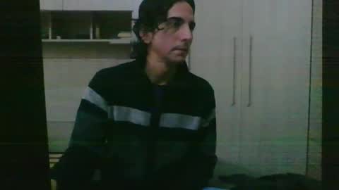 SlimTeaser089 online show from 12/21/25, 08:32