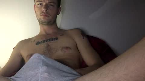 Snapshot of slimthickdong chatting on 05/17/26, 06:22 Big dawg baby online show from 05/17/26, 06:22
