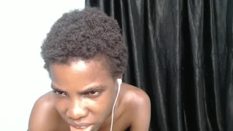 Snapshot of slimzyxdoll chatting on 02/26/25, 01:53 slimzyxdoll online show from 02/26/25, 01:53