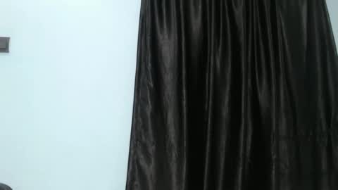 Snapshot of slimzyxdoll chatting on 02/28/25, 09:23 slimzyxdoll online show from 02/28/25, 09:23