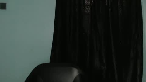 Snapshot of slimzyxdoll chatting on 03/03/25, 08:49 slimzyxdoll online show from 03/03/25, 08:49