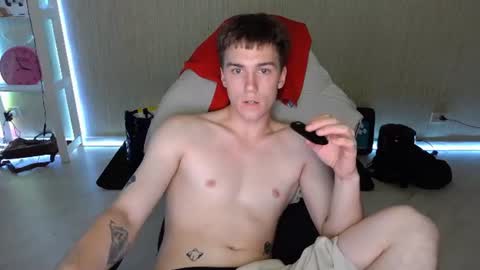 Mila online show from 07/13/26, 09:50