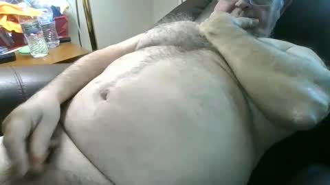 Snapshot of slippery_duck chatting on 03/08/25, 01:47 slippery_duck online show from 03/08/25, 01:47