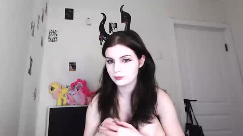 sloomonata online show from 02/12/26, 01:55