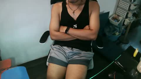 Snapshot of slothfully chatting on 01/12/25, 10:43 slothfully online show from 01/12/25, 10:43