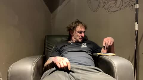 Snapshot of slotsnake chatting on 10/05/25, 04:33 Soulsnatcherz online show from 10/05/25, 04:33