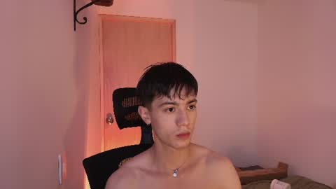 Snapshot of slowburnmystic chatting on 07/26/26, 03:25 slowburnmystic online show from 07/26/26, 03:25