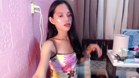Snapshot of slut_kisses69 chatting on 07/22/26, 01:52 DONT FORGET TO FOLLOW AND THUMPS UP ME Im Jess online show from 07/22/26, 01:52