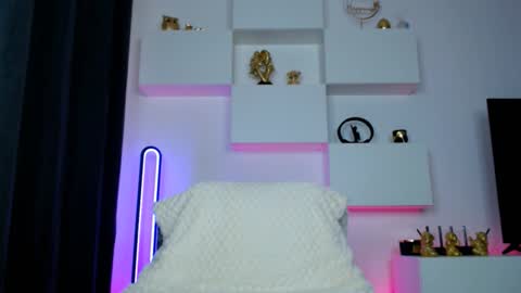 Ariana online show from 02/21/26, 06:03