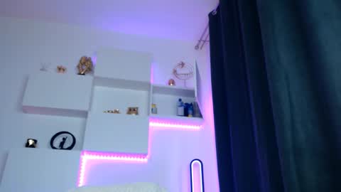 Ariana online show from 03/26/26, 06:52