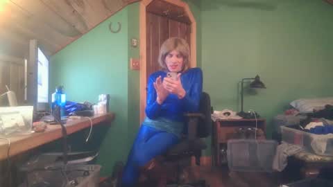 Snapshot of slutjennifertransxx chatting on 10/04/25, 03:26 slutjennifertransxx online show from 10/04/25, 03:26