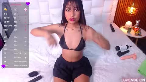 Snapshot of slutlittlecamila chatting on 03/11/25, 03:05 CAMILA online show from 03/11/25, 03:05