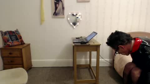 Slut Suzy online show from 01/08/25, 09:55