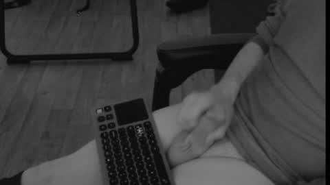 slutterbug online show from 04/23/26, 09:28