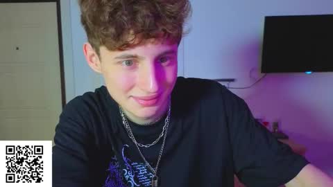 Snapshot of sluttsavage chatting on 03/27/26, 08:26 sluttsavage online show from 03/27/26, 08:26