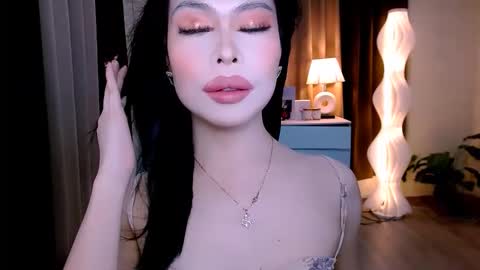 Snapshot of slutty_aurora chatting on 09/26/25, 08:40 slutty_aurora online show from 09/26/25, 08:40