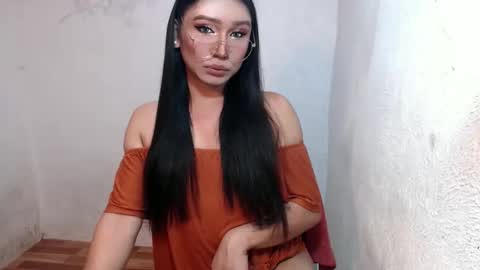 Snapshot of slutty_classyxx chatting on 03/13/26, 04:46 Lovie online show from 03/13/26, 04:46