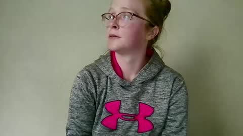 Slutty redhead3 online show from 09/21/25, 04:30