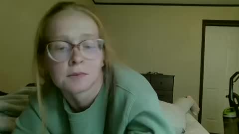 Slutty redhead3 online show from 09/23/25, 04:10