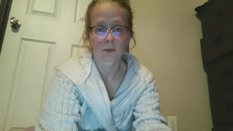 Slutty redhead3 online show from 11/03/25, 12:57