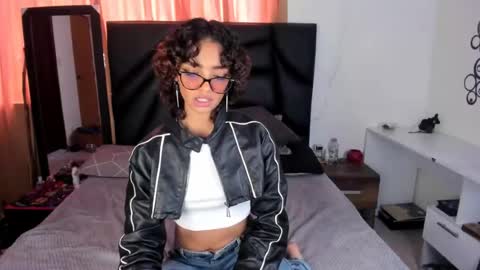 slutty_venus7 online show from 07/14/26, 06:35