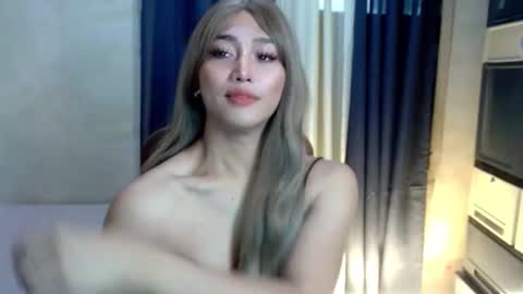 Snapshot of slutty_yesha chatting on 12/18/25, 02:17 Slutty yesha online show from 12/18/25, 02:17