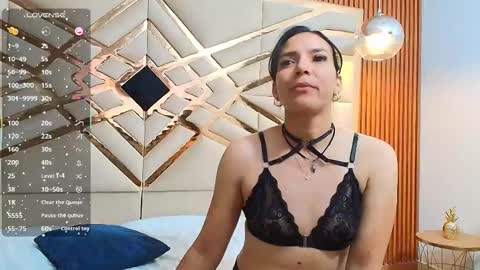 Snapshot of sluttyandmature chatting on 02/15/25, 01:27 MARCELA online show from 02/15/25, 01:27