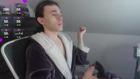 Natsu online show from 02/18/26, 05:42