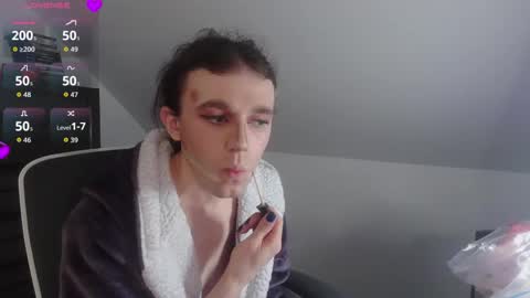 Natsu online show from 02/19/26, 06:15