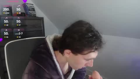 Natsu online show from 03/11/26, 04:57