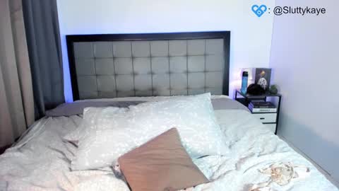 Fansly SluttyKaye -DONT FORGET TO FOLLOW AND THUMBS UP online show from 12/02/24, 12:30