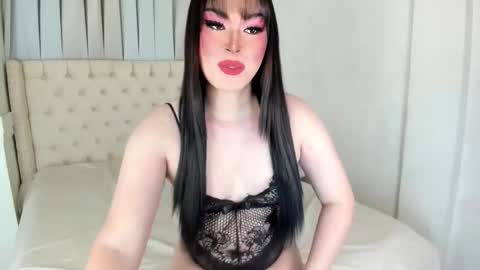 mia online show from 02/25/26, 11:20