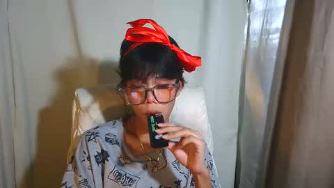 sluttypatotie online show from 11/19/25, 03:23