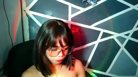 sluttypatotie online show from 04/23/26, 08:44