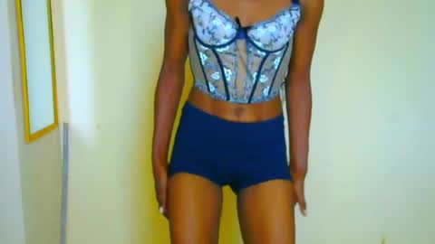 Snapshot of sluttysam_ chatting on 07/13/26, 08:17 Sexyslutt online show from 07/13/26, 08:17