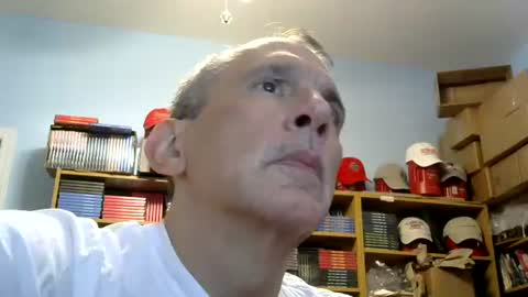 Snapshot of sluttyslave81 chatting on 06/15/26, 02:52 sluttyslave81 online show from 06/15/26, 02:52