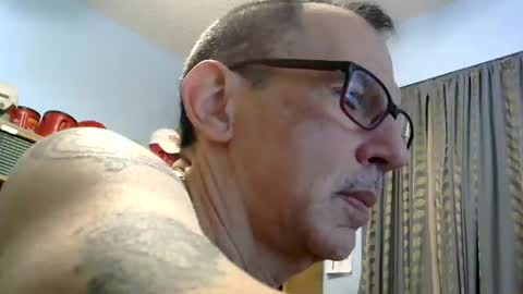 Snapshot of sluttyslave81 chatting on 06/24/26, 06:01 sluttyslave81 online show from 06/24/26, 06:01