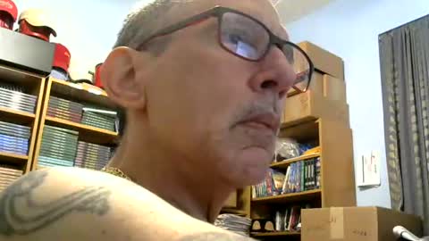Snapshot of sluttyslave81 chatting on 07/16/26, 07:25 sluttyslave81 online show from 07/16/26, 07:25