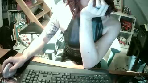 sluttytoy83 online show from 03/16/26, 08:02